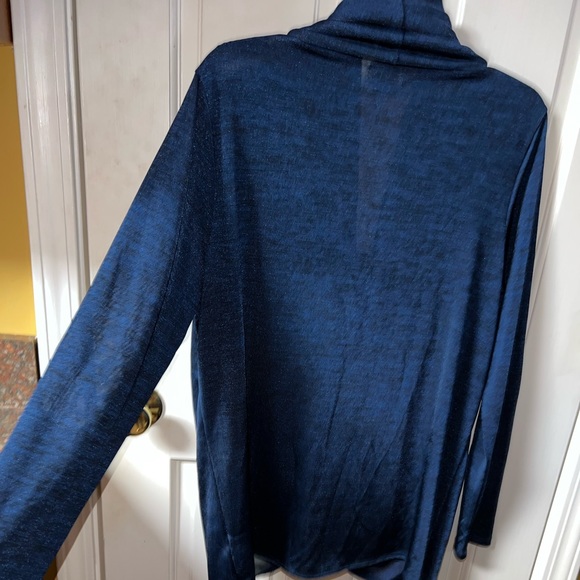 NEW dressy top Gorgeous draping neckline top with built in black tank - Picture 5 of 11